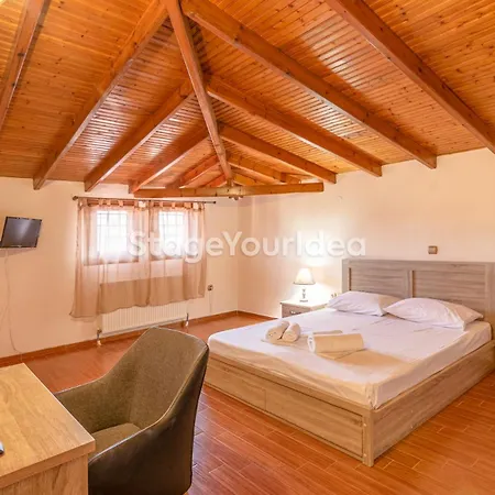 公寓 Luxury Appartment, Only 7 Minutes From Thessaloniki Airport And 15 Minutes From Center ,for 8-23 People Also For Gatherings And Parties *