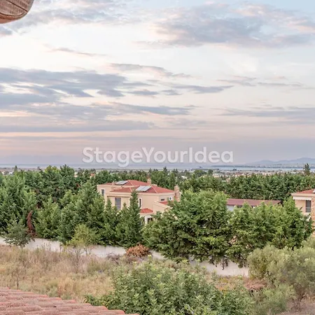 Luxury Appartment, Only 7 Minutes From Thessaloniki Airport And 15 Minutes From Center ,for 8-23 People Also For Gatherings And Parties *