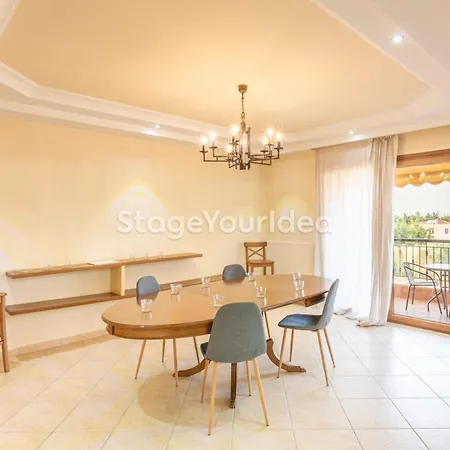 Luxury Appartment, Only 7 Minutes From Thessaloniki Airport And 15 Minutes From Center ,for 8-23 People Also For Gatherings And Parties Apartment *
