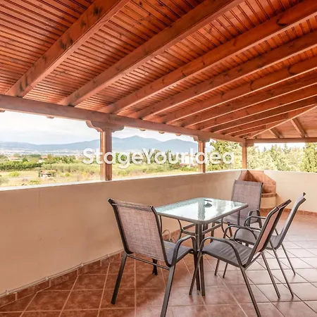 公寓 Luxury Appartment, Only 7 Minutes From Thessaloniki Airport And 15 Minutes From Center ,for 8-23 People Also For Gatherings And Parties *