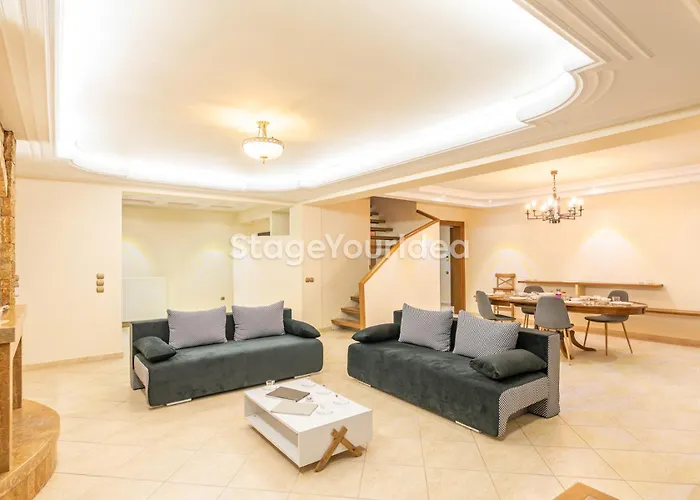 Luxury Appartment, Only 7 Minutes From Thessaloniki Airport And 15 Minutes From Center ,for 8-23 People Also For Gatherings And Parties *