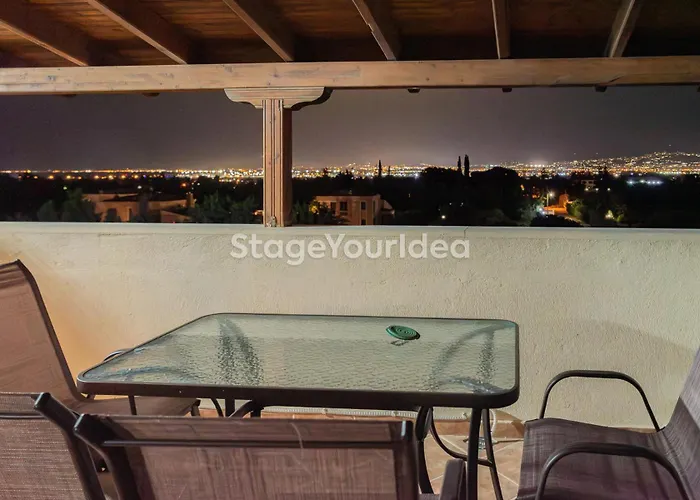 Apartman Luxury Appartment, Only 7 Minutes From Thessaloniki Airport And 15 Minutes From Center ,for 8-23 People Also For Gatherings And Parties