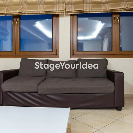 Apartamento Luxury Appartment, Only 7 Minutes From Thessaloniki Airport And 15 Minutes From Center ,for 8-23 People Also For Gatherings And Parties *