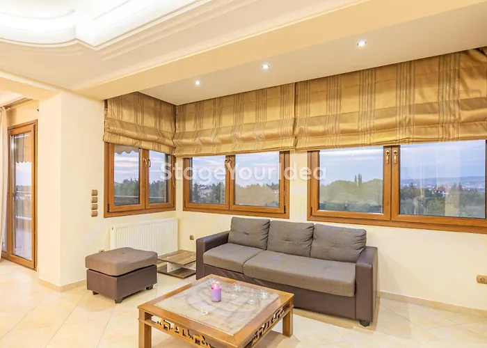 Luxury Appartment, Only 7 Minutes From Thessaloniki Airport And 15 Minutes From Center ,for 8-23 People Also For Gatherings And Parties * Néon Rýsion