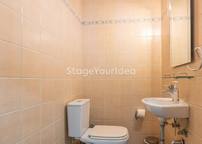 Luxury Appartment, Only 7 Minutes From Thessaloniki Airport And 15 Minutes From Center ,for 8-23 People Also For Gatherings And Parties Apartman Néon Rýsion