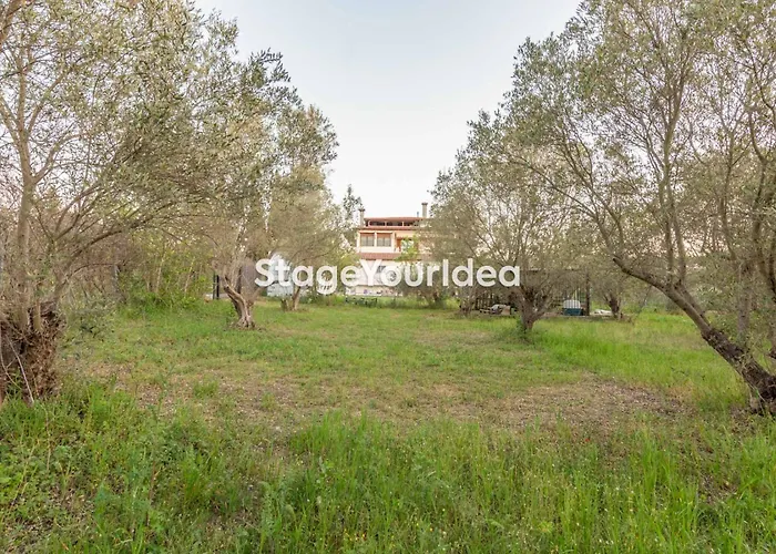 Luxury Appartment, Only 7 Minutes From Thessaloniki Airport And 15 Minutes From Center ,for 8-23 People Also For Gatherings And Parties Apartman